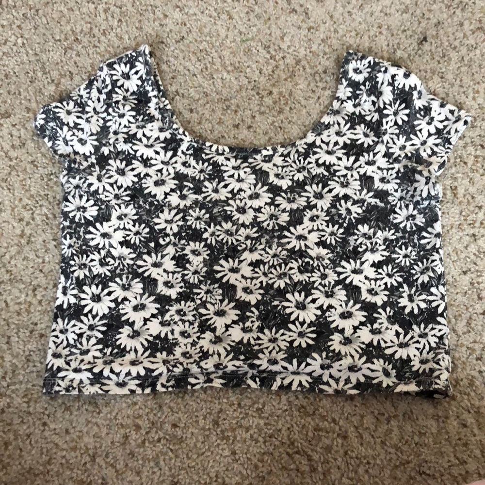 Flower print crop top